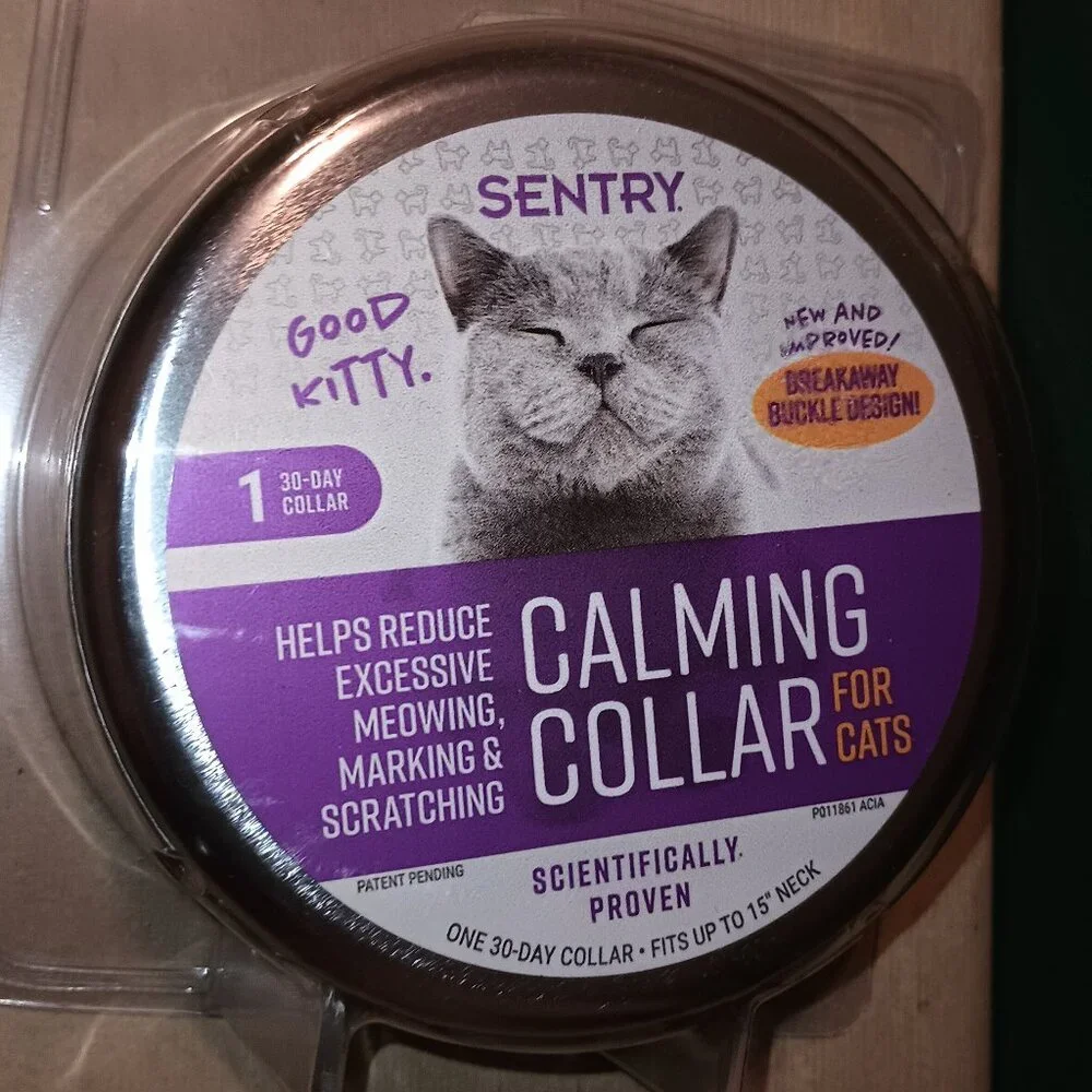 NEW Sentry Calming Collar for Cats and Kittens